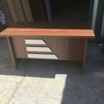 میز تحریر سه خط کجی دوکشو